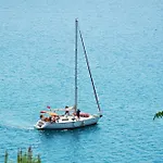 Elegant Santorini House 3 Bedroom Caldera View-outdoor Hot