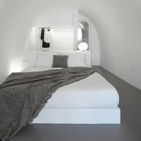 Villa Elegant Santorini House 3 Bedroom Villa Caldera View-Hottub Tholos (Santorini)