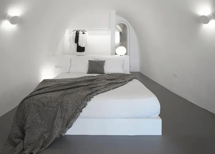 Elegant Santorini House 3 Bedroom Caldera View-outdoor Hot *