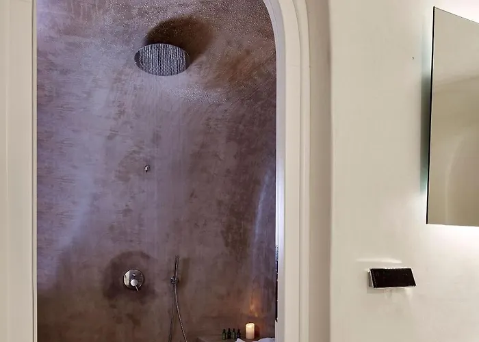 Elegant Santorini House 3 Bedroom Caldera View-outdoor Hot