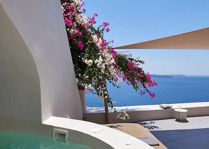 Elegant Santorini House 3 Bedroom Caldera View-outdoor Hot Villa *